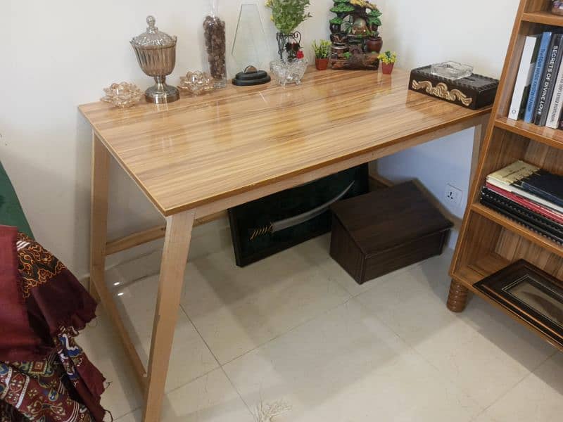 study table for urgent sale 2