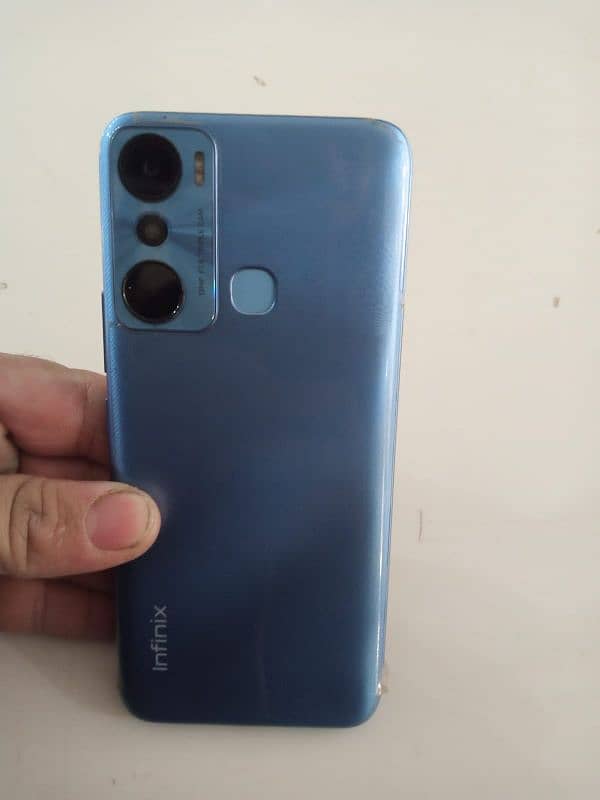 in good condition 10by10 all ok model Infinix hot 20 i 0