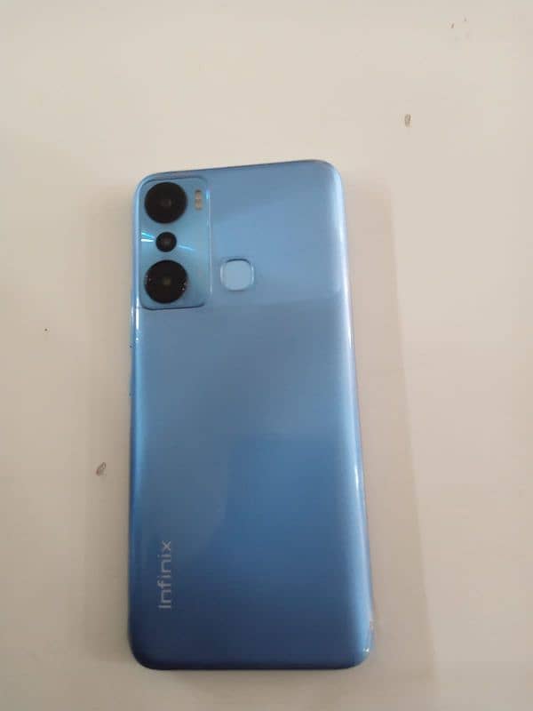 in good condition 10by10 all ok model Infinix hot 20 i 7