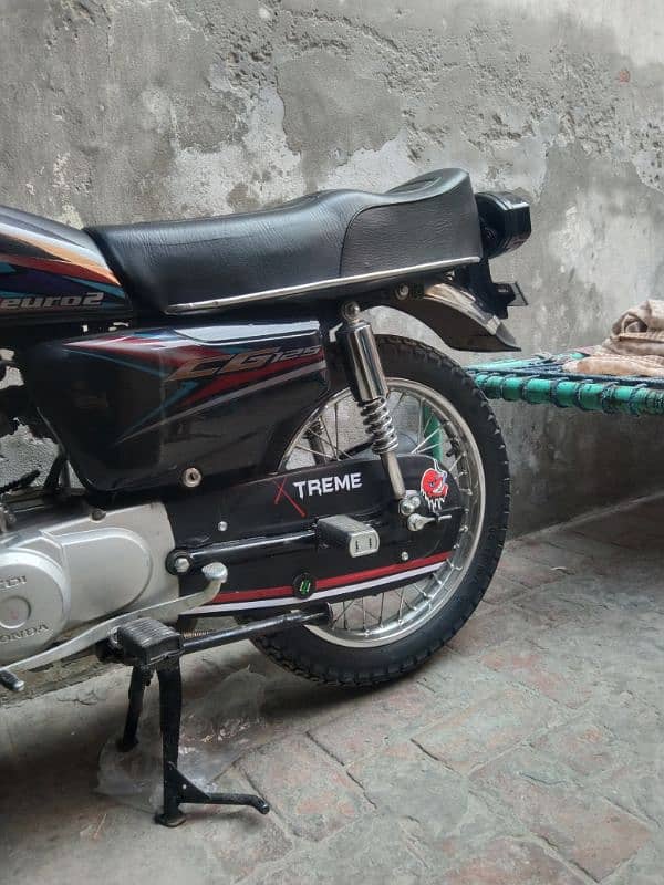 Honda 125 All ok 10 by 10 mob num 03106247910 3