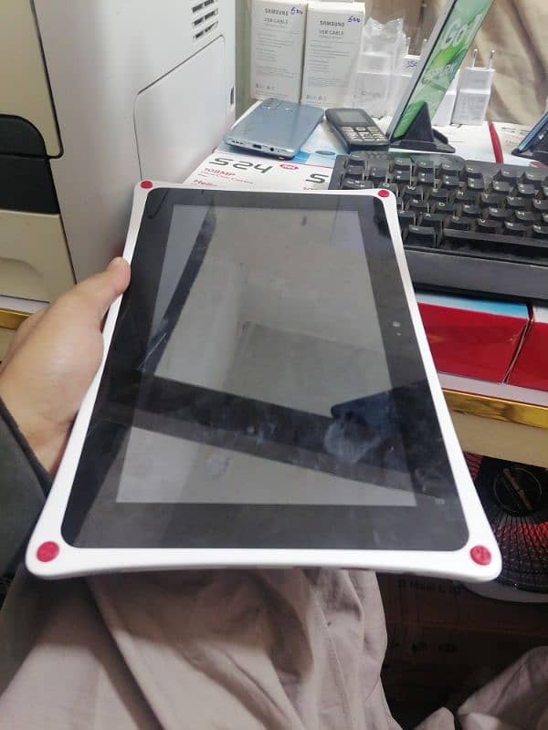 tablet in best condition for Games 1