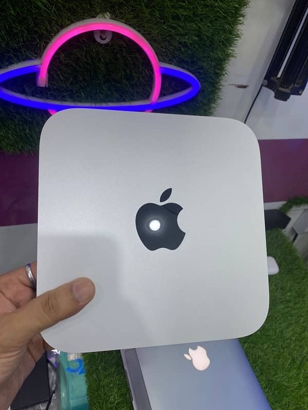 apple mac mini 1 mini 2 /- 03461809478 1