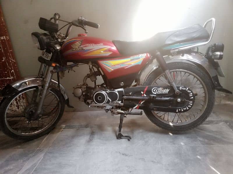 United 70cc Model 17 0