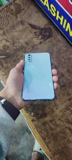 Vivo S1 Display Finger Pack condition Lush set change possible ha