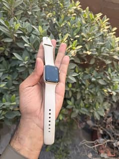 Apple watch 6SE 2023 98% battery