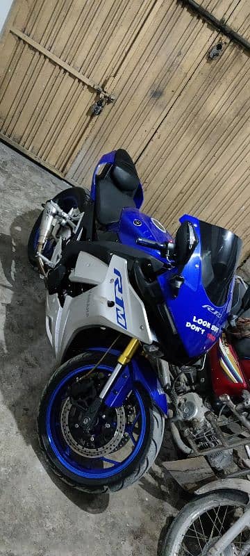 Yamaha R1M replica 22 model 400 cc 14