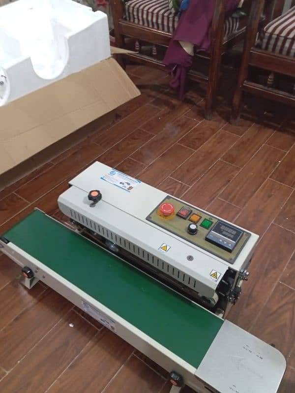 Continuous Band Sealer FR900 1