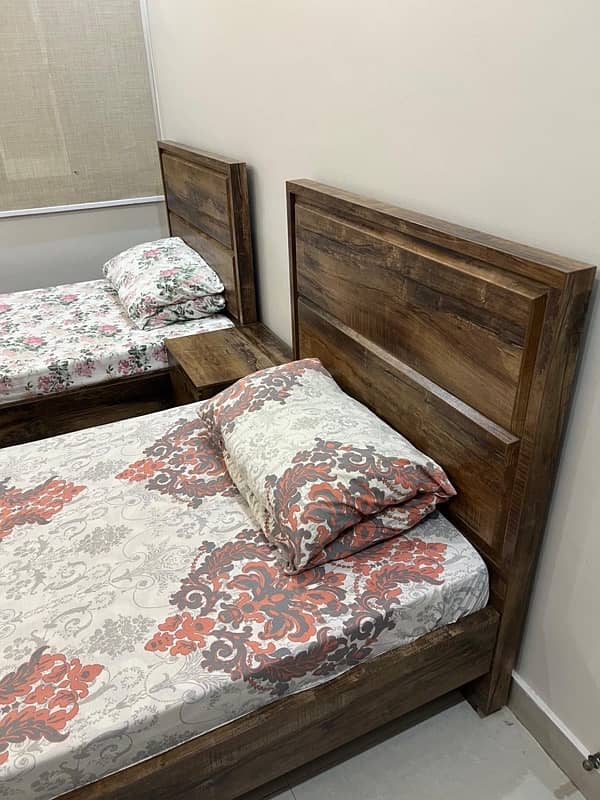 New wood finish bed 7