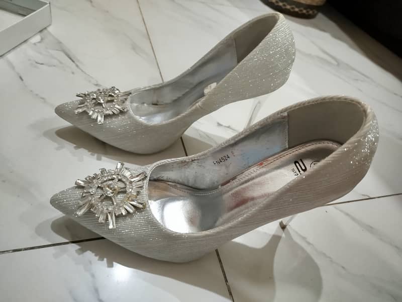 Branded Bridal heels/ Fancy heels/ Party shoes/ Stylo Shoes 2