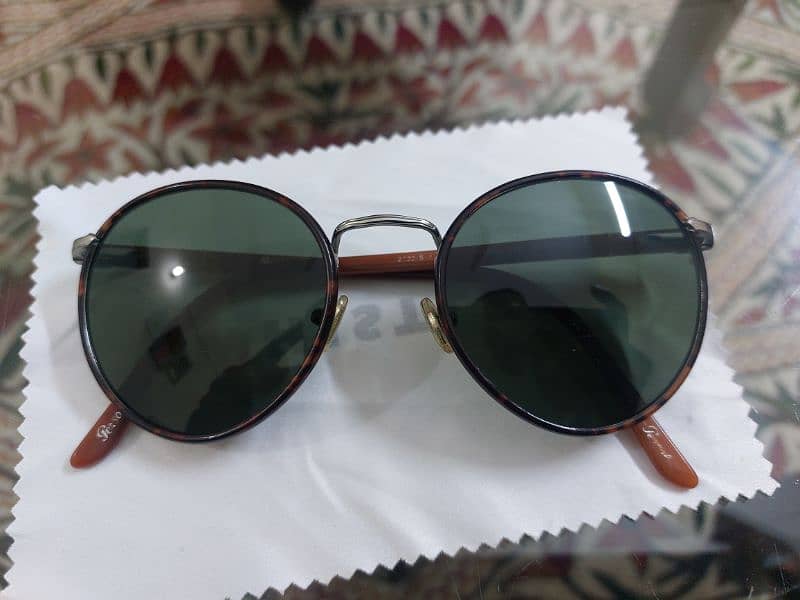 Original (RayBan Wayfarer, Gucci, Persol, tomford etc) sunglasses 3