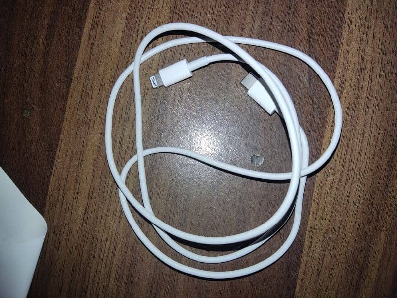 200% Original Iphone Charger & Cable 1