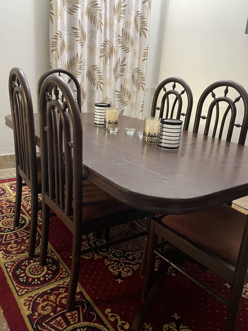 6 seater dinning table for sale 1