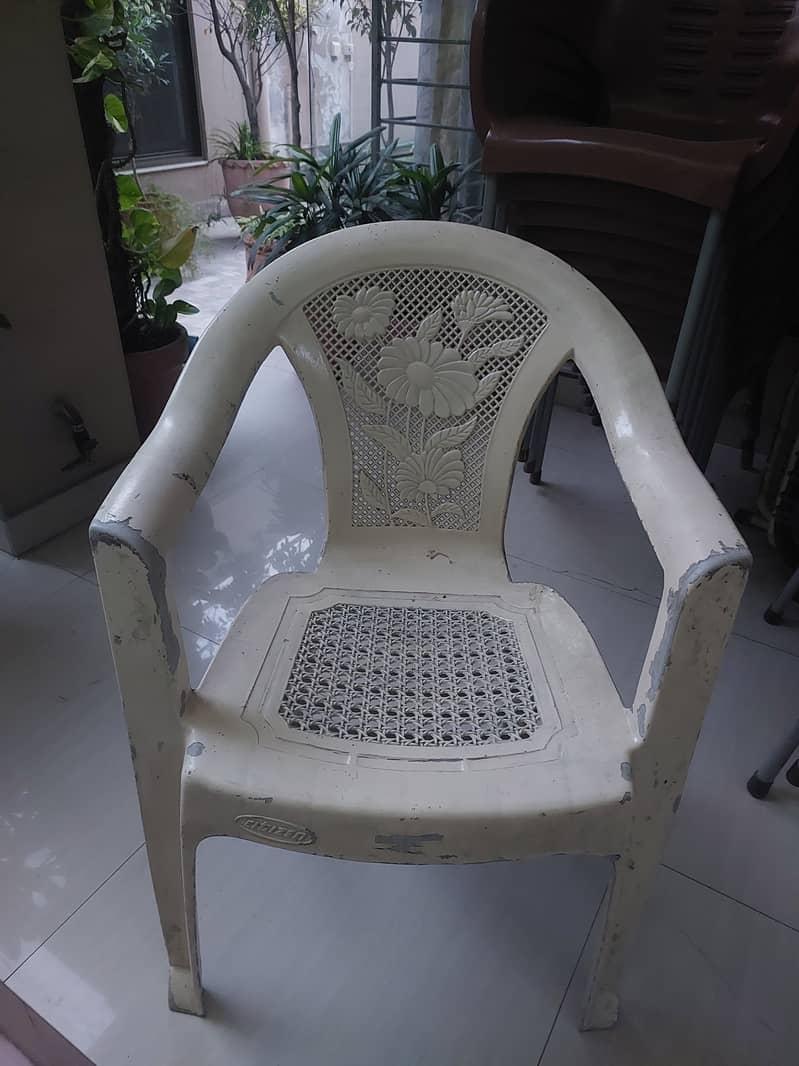 Plastic chair 3