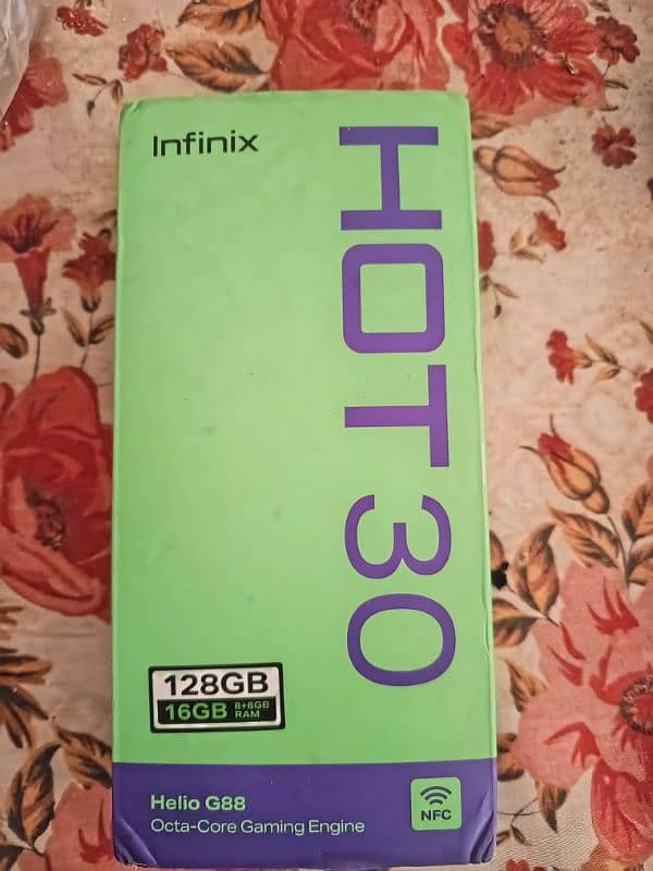 Infinix Hot 30 Full box (8+8/128) 0