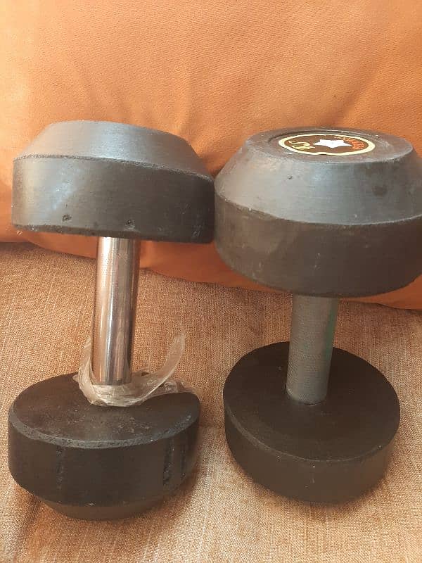 5KG DUMBELLS 0