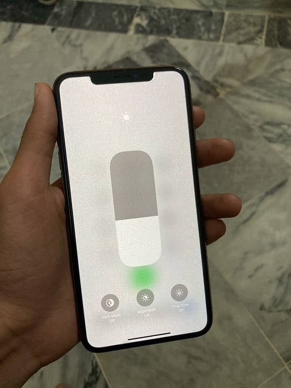 IPHONE XS MAX 256GB PTA 4