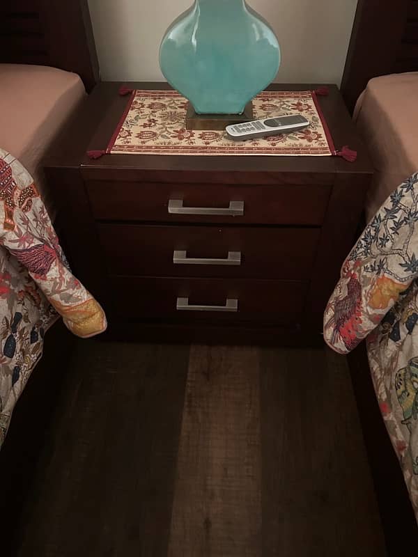 Solid Sheesham wood Twin beds Pair 2