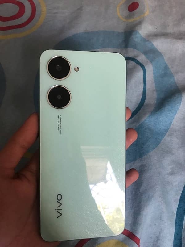 vivo y03 4+4 gb 128gb with box and charger 1