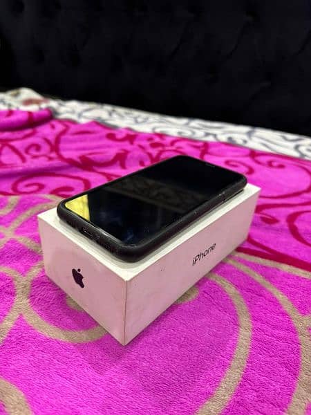 Iphone XS Max 256Gb PTA Approved with Box First Hand 2