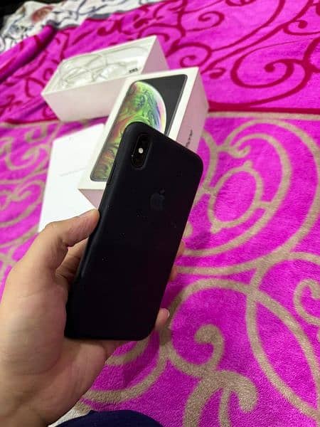 Iphone XS Max 256Gb PTA Approved with Box First Hand 8