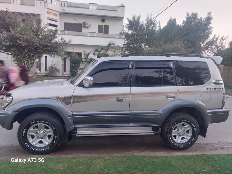 Toyota Land Cruiser 1996/2006 Model Good Condition 6