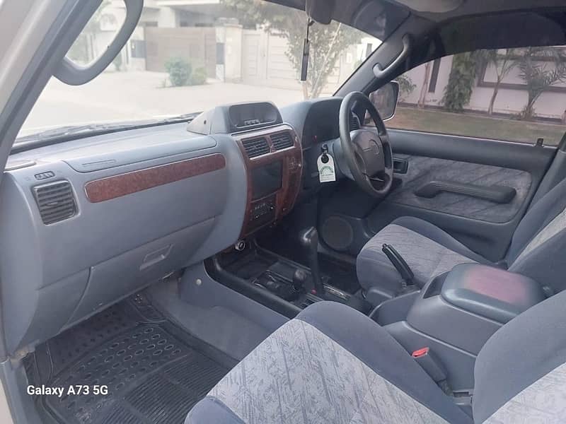 Toyota Land Cruiser 1996/2006 Model Good Condition 15