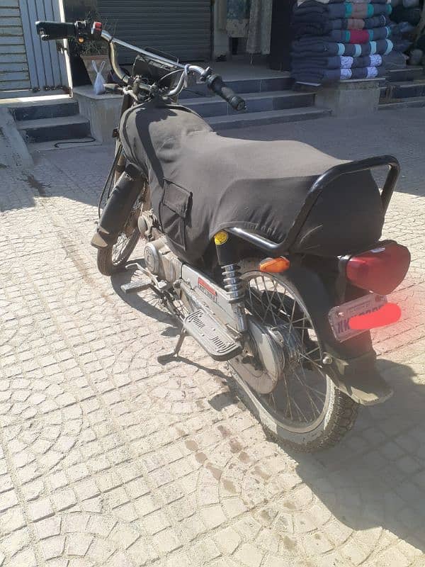 Unique 70cc Solo black 12