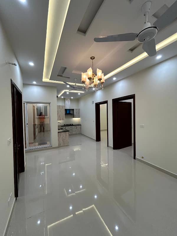 8 Marla Beautiful Brand New House Near Park Available For Sale 7