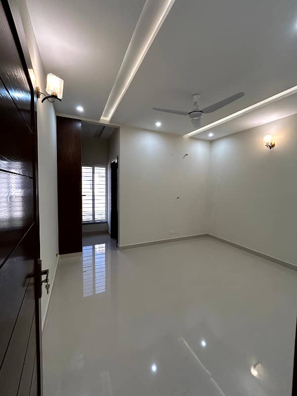 8 Marla Beautiful Brand New House Near Park Available For Sale 21