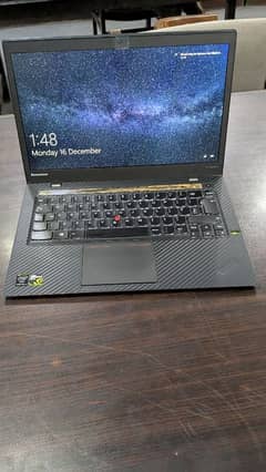 Lenovo thinkpad X1 carbon 5th gen i5 8gb RAM 256GB SSD 2K resolution