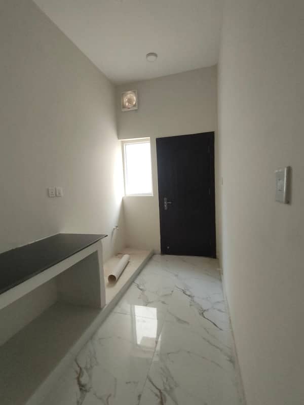 A Fully Renovated Apartment Of 10 Marla Available For Rent 3