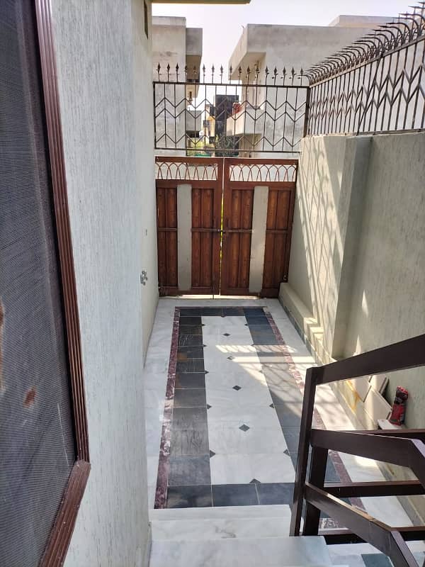 8 Marla Beautiful Triple Storey Corner House Available For Sale In D12 3