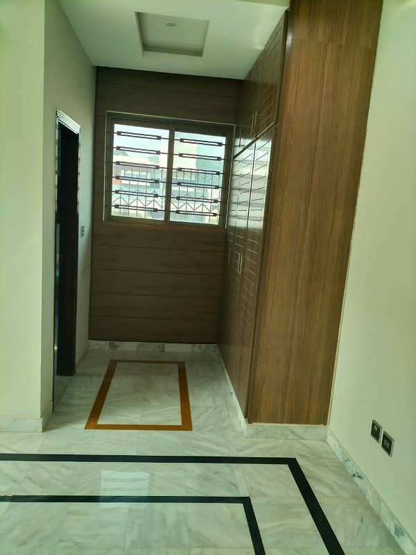 8 Marla Beautiful Triple Storey Corner House Available For Sale In D12 7