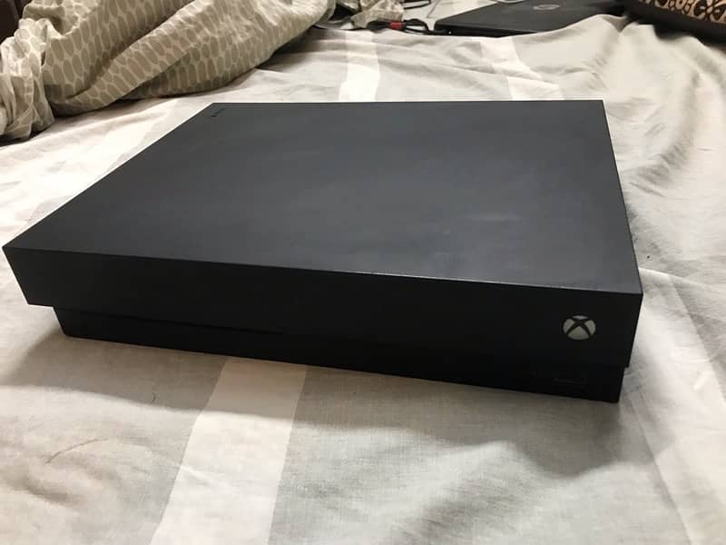 Xbox One X 1TB console 5