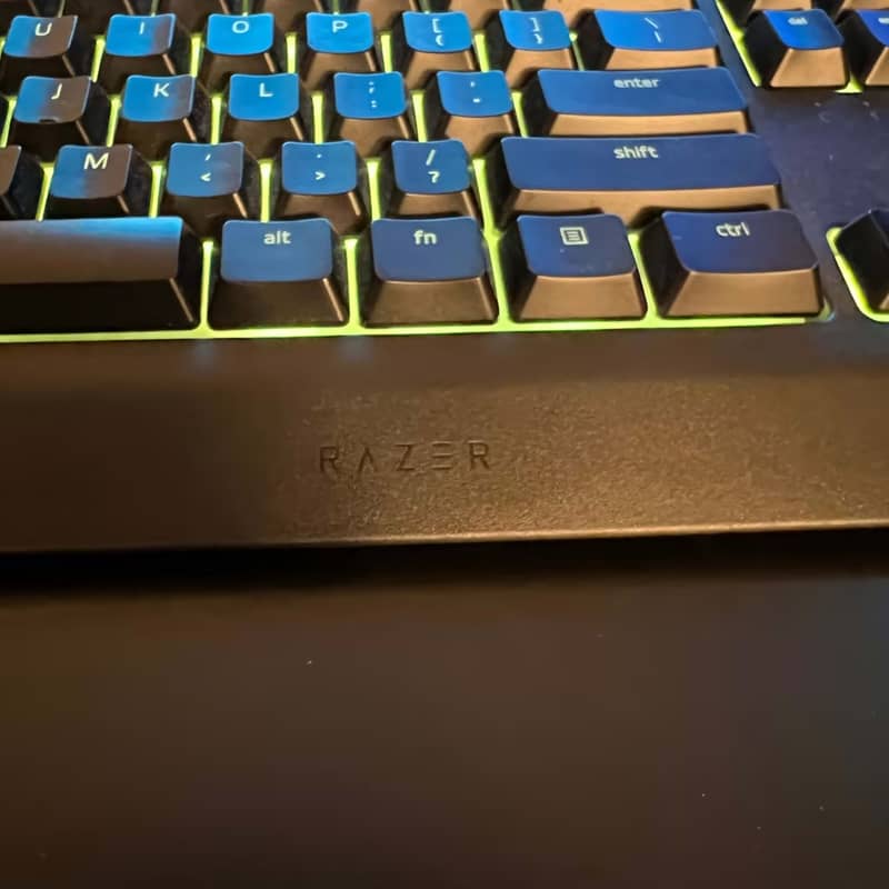 Razer Cynosa V2 Original Gaming Keyboard With Box 6