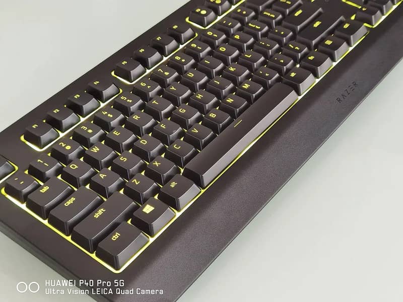 Razer Cynosa V2 Original Gaming Keyboard With Box 8