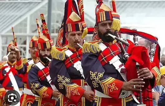 Foji pipe Band service/Dhol for mendi & barat event/in Lahore 0