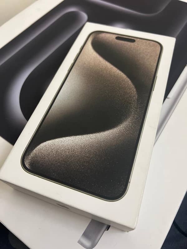 iphone 15 pro max titanium 512GB dual physical 1