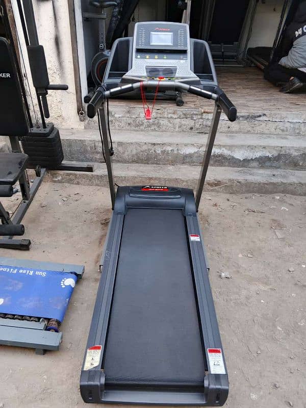 Apollo Air o6i treadmill 1