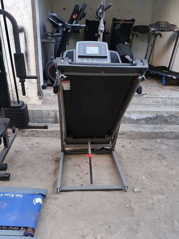 Apollo Air o6i treadmill 2