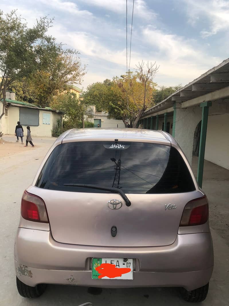 Toyota Vitz 2000 model 2007 import for sell 1