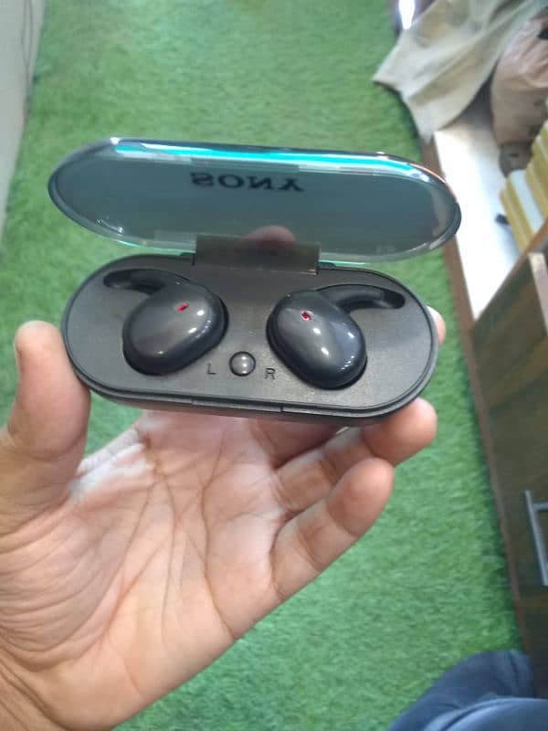 Sony Earbuds with heavy sound 1