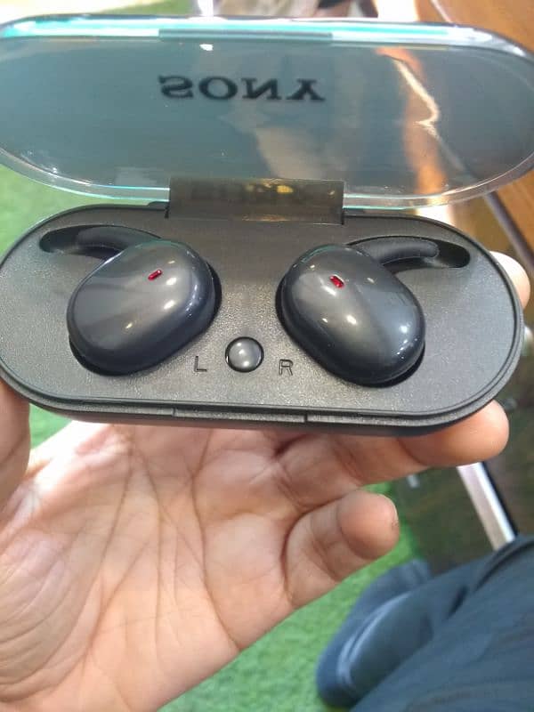 Sony Earbuds with heavy sound 3