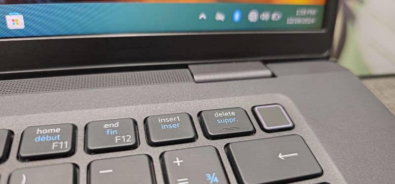 Dell Latitude 7520 Core i7 11th Generation 3.0 Ghz 2