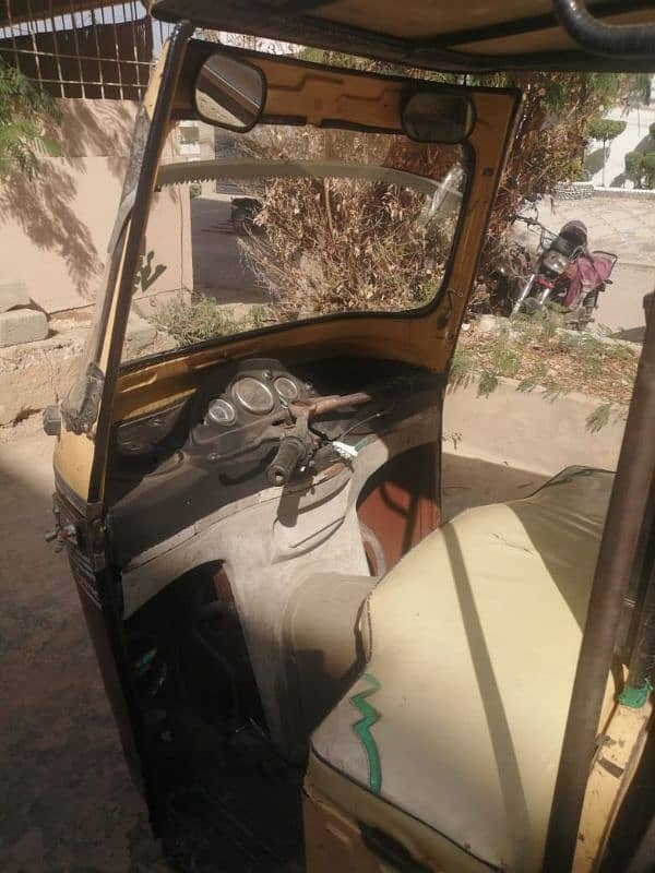 Rickshaw for sale urgent 5