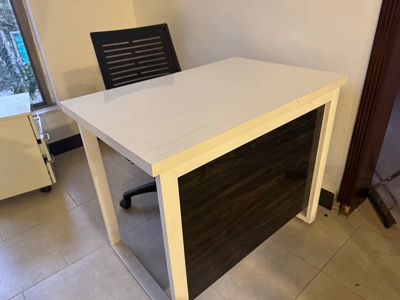 Reception Table / Counter Table / Front Desk for Sale 3