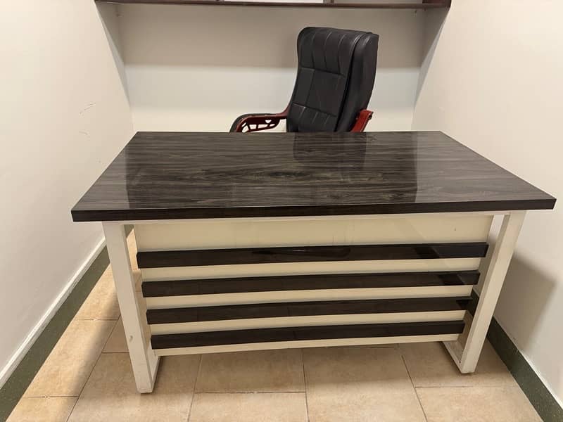 Reception Table / Counter Table / Front Desk for Sale 8