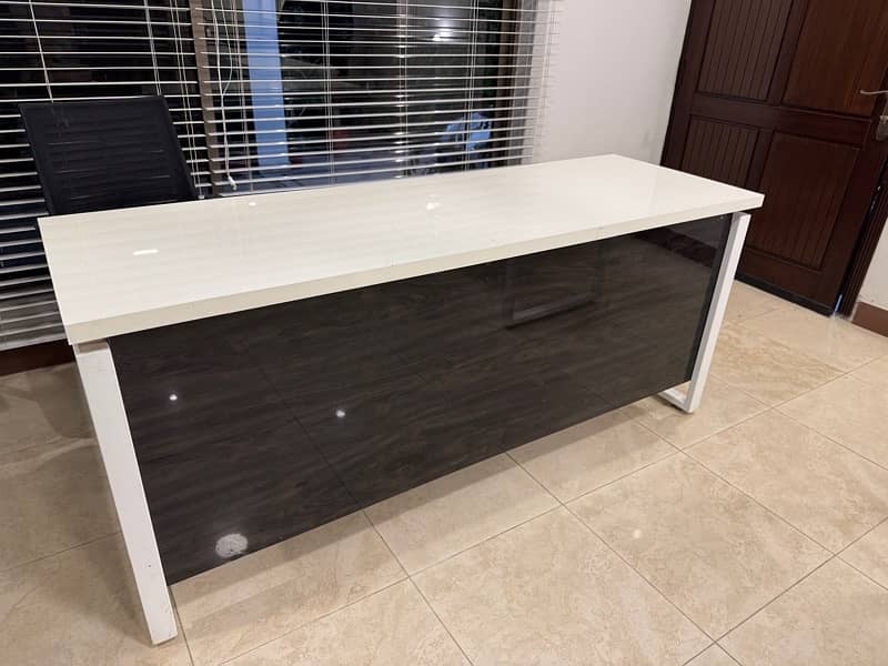 Reception Table / Counter Table / Front Desk for Sale 10