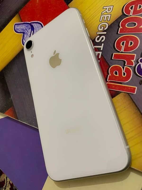 IPhone XR Non Pta Factory Unlocked 3