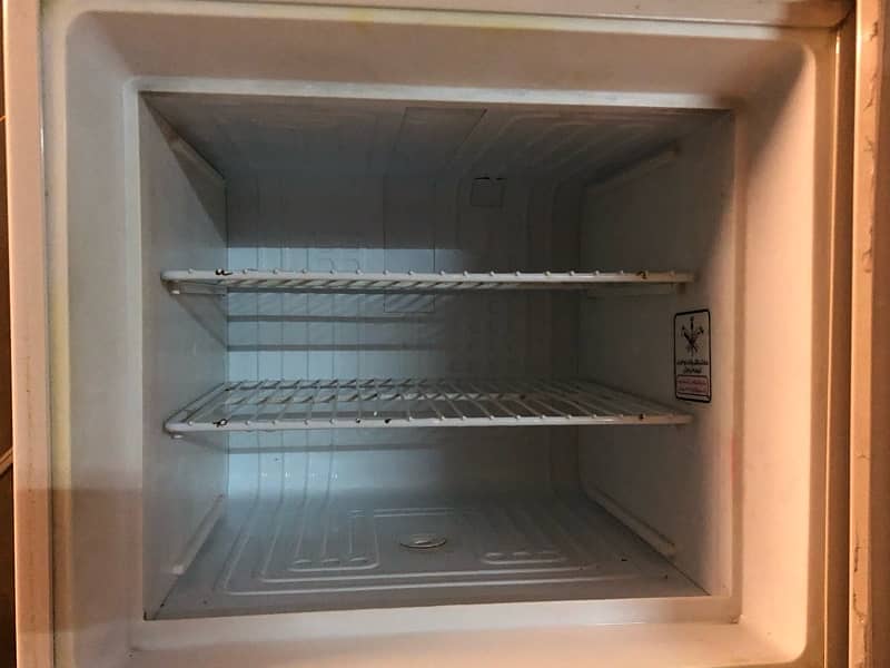 Dawlance Refrigerator 9144 for sale 6